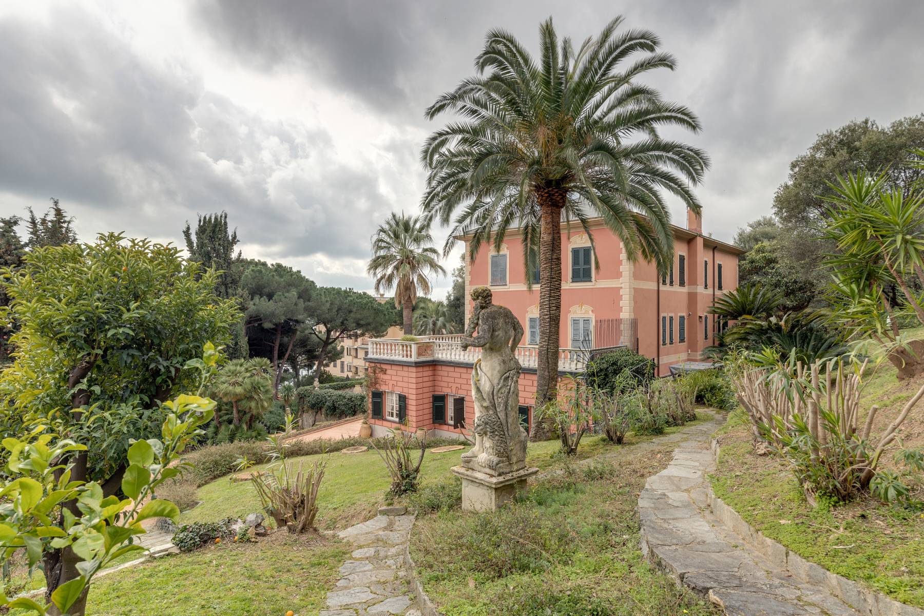 Villa in Vendita a Arenzano via del mare