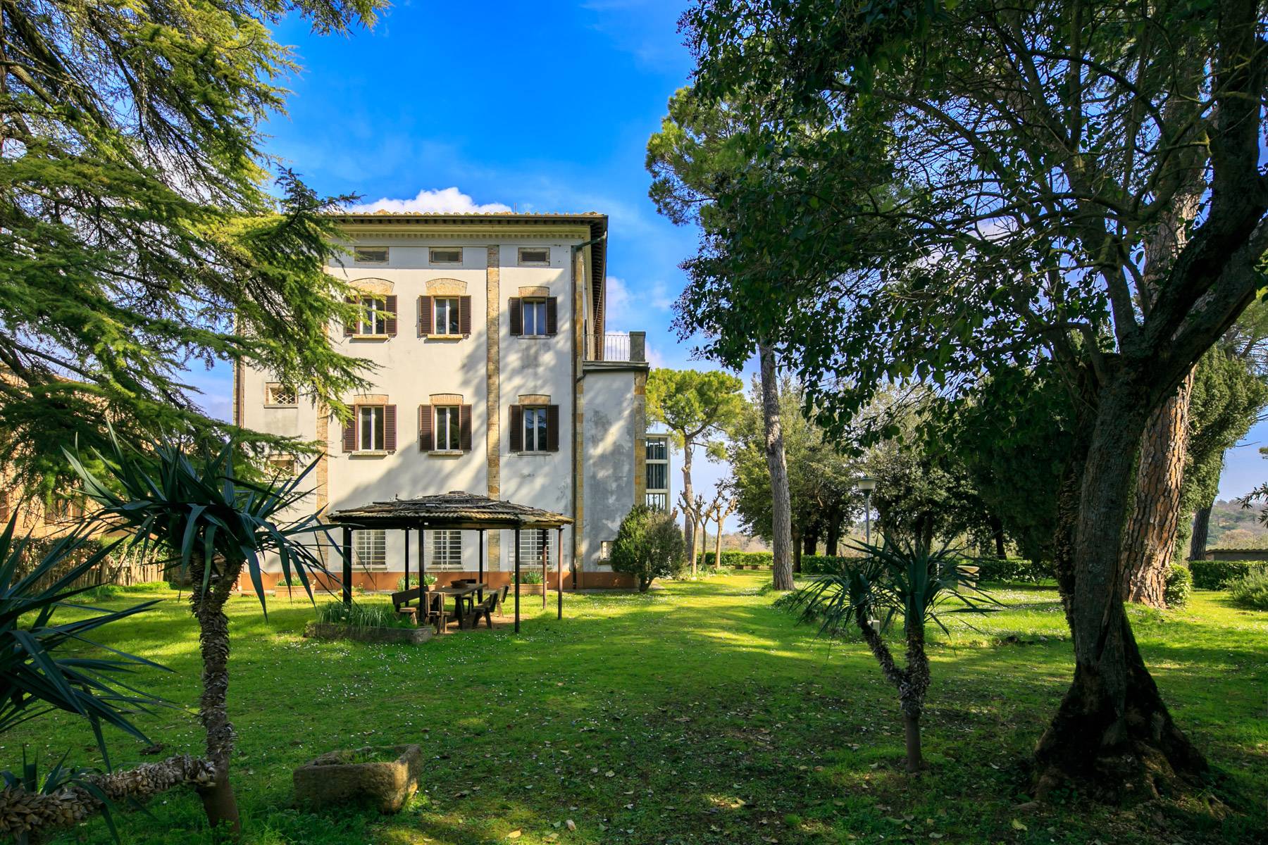 Villa in Vendita a Montepulciano: 5 locali, 2400 mq - Foto 3