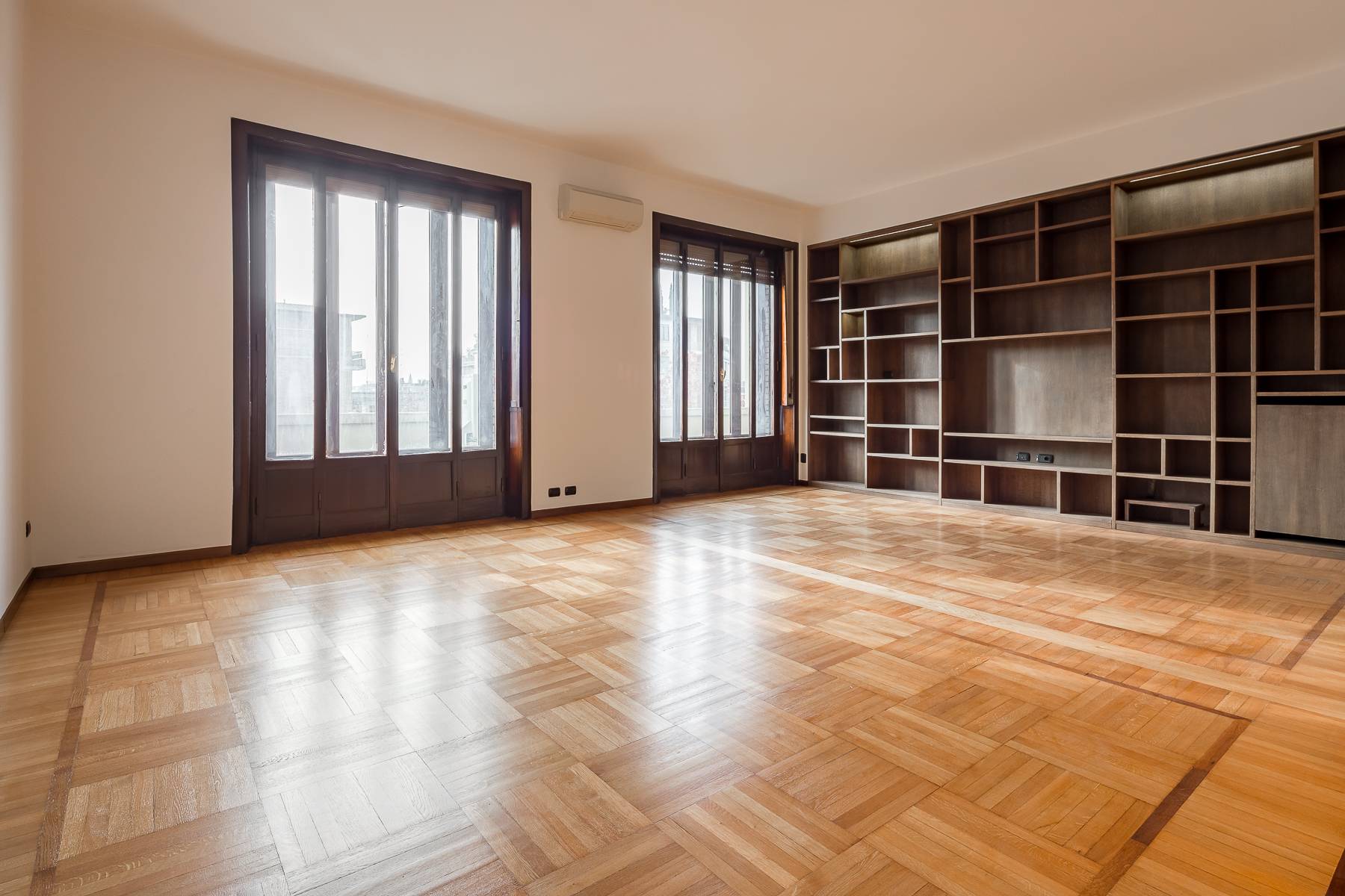 Appartamento in Affitto a Milano: 3 locali, 145 mq - Foto 1