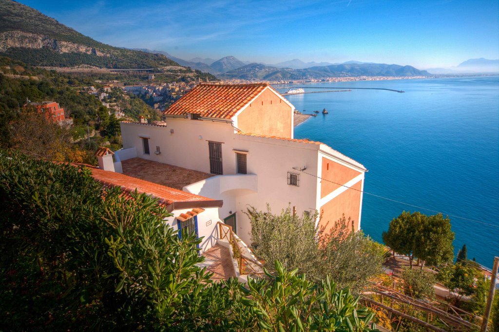 Villa di lusso in vendita a Vietri Sul Mare Via Arbosto TrovoCasa