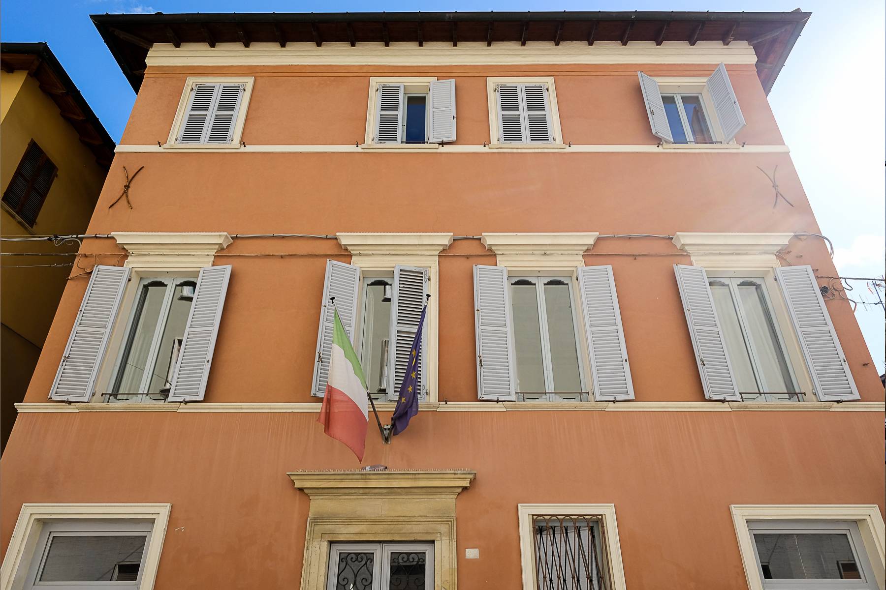 Palazzo in Vendita a Pesaro: 5 locali, 659 mq - Foto 1