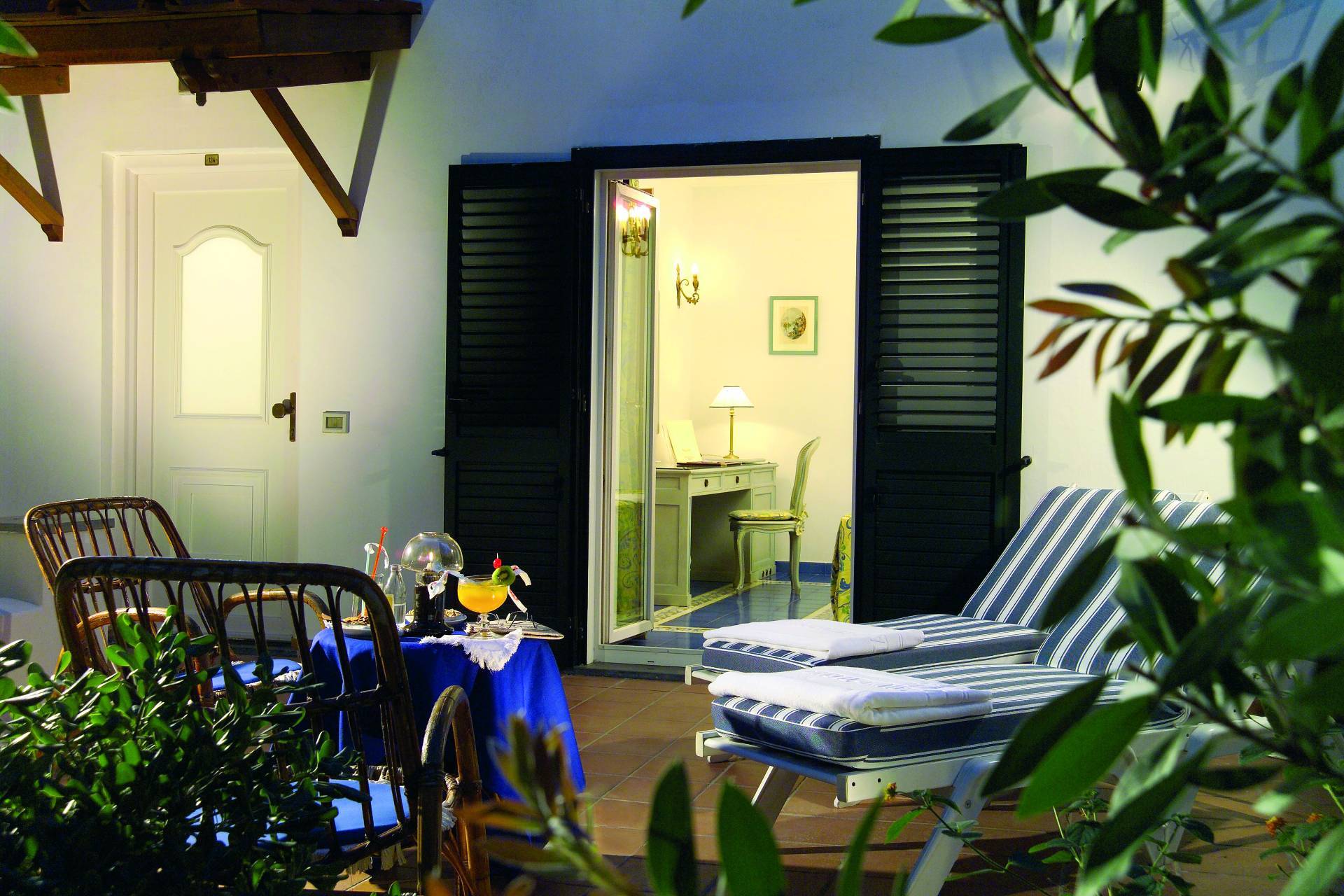 Villa in Vendita a Ischia: 5 locali, 420 mq - Foto 3