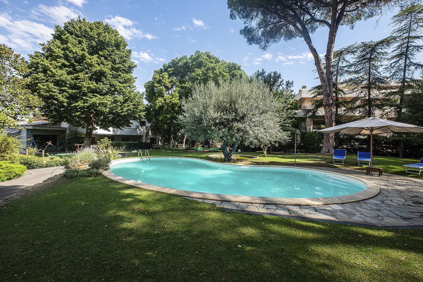 Villa in Vendita a Roma: 5 locali, 900 mq - Foto 3
