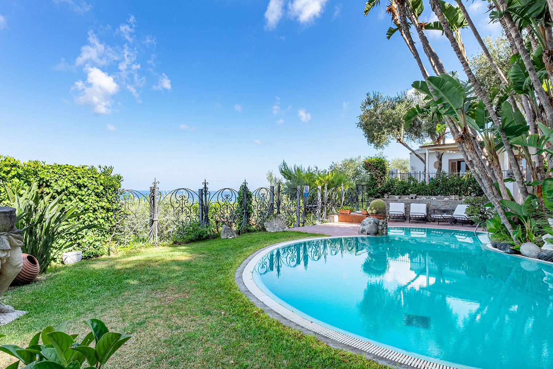 Villa in Vendita a Ischia: 5 locali, 750 mq - Foto 1