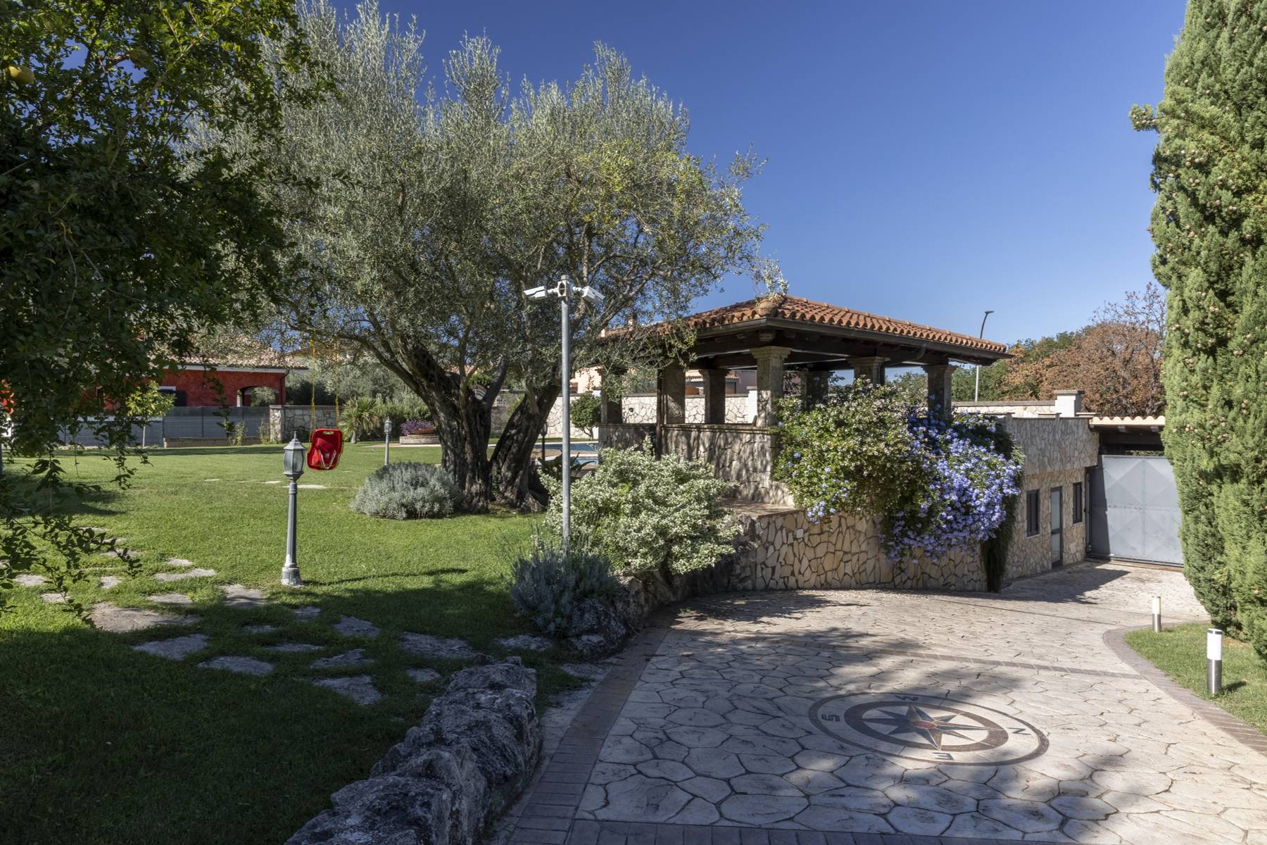 Villa in Vendita a Riano: 5 locali, 500 mq - Foto 3
