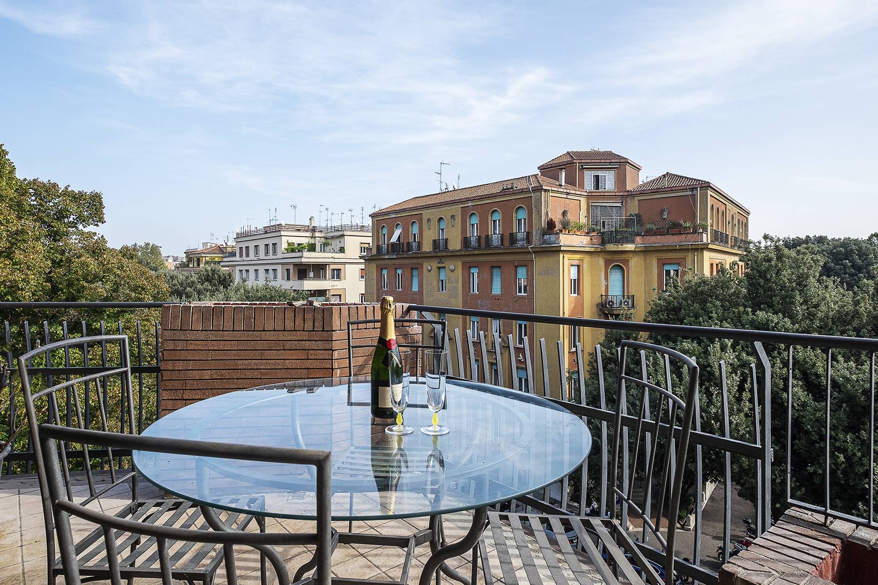 Appartamento in Vendita a Roma via monte zebio