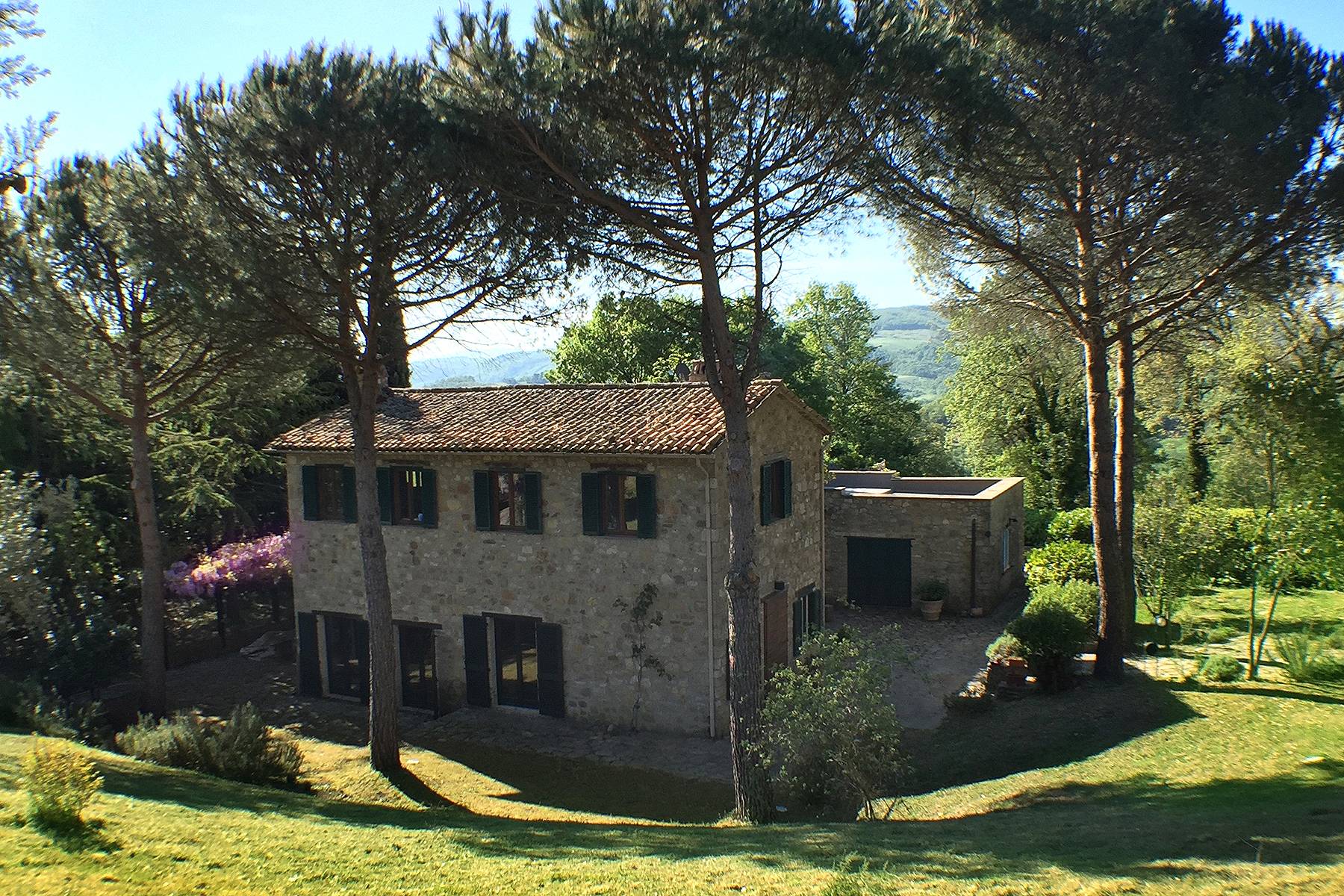 Villa in Vendita a Todi: 5 locali, 410 mq - Foto 1