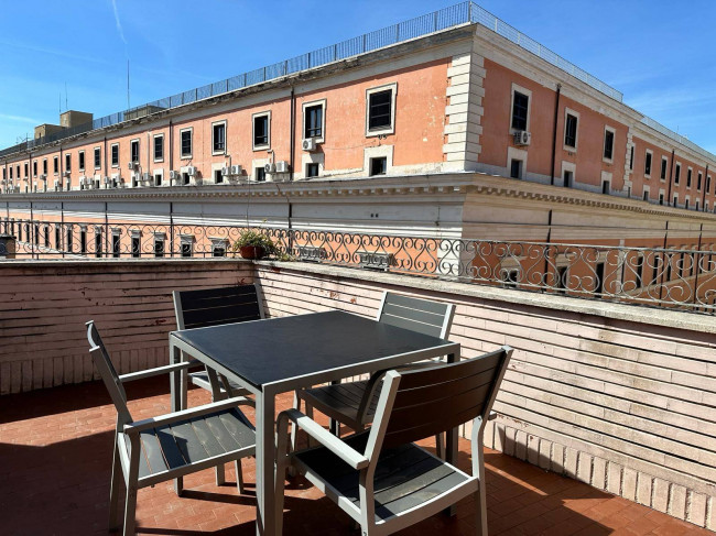 Attico in vendita a Roma in zona Centro Storico