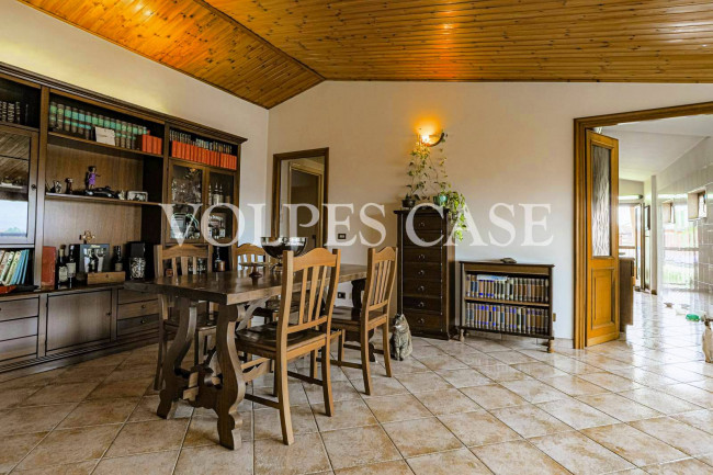 Villa in vendita a Poggio Fiorito, Guidonia Montecelio (RM)