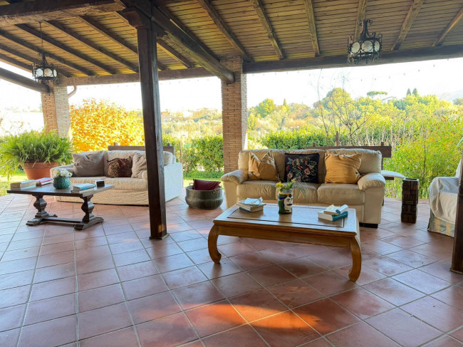 Villa in affitto a Velletri in zona 