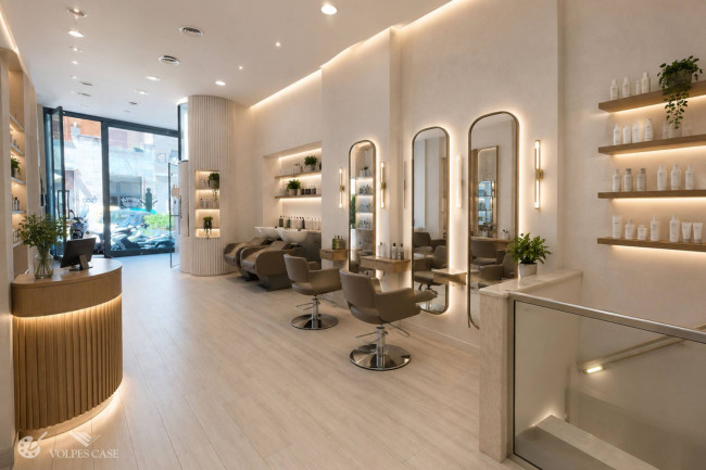 Showroom for sale in Roma in Africano area