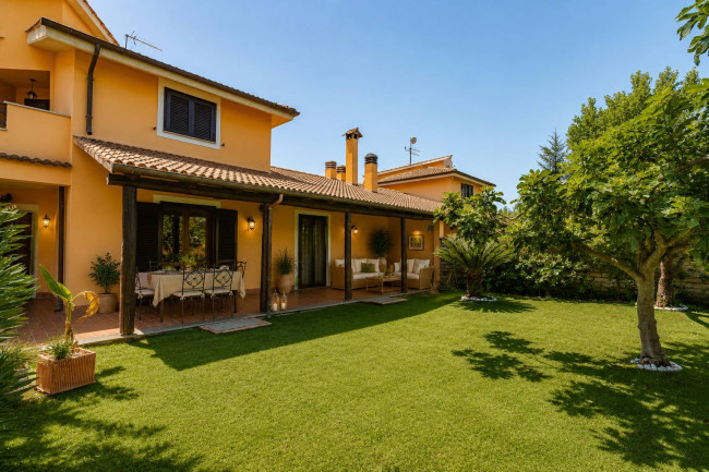 Villa for sale in Morlupo in  area