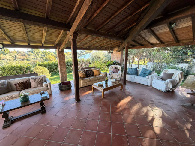 Villa in vendita a Velletri in zona 