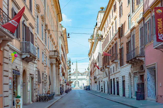 Magazzino in vendita a Roma in zona Centro Storico