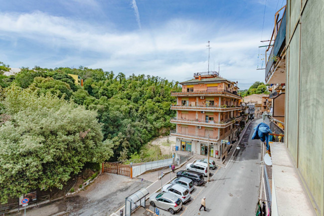 Appartamento in vendita a Riano in zona 