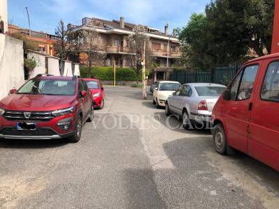 Garage/Box/Posto auto in affitto a Roma (RM)