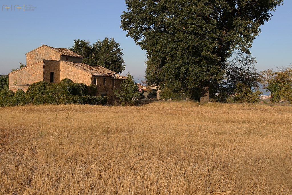 Rustico - Cascina ACQUAVIVA PICENA vendita    La Mer