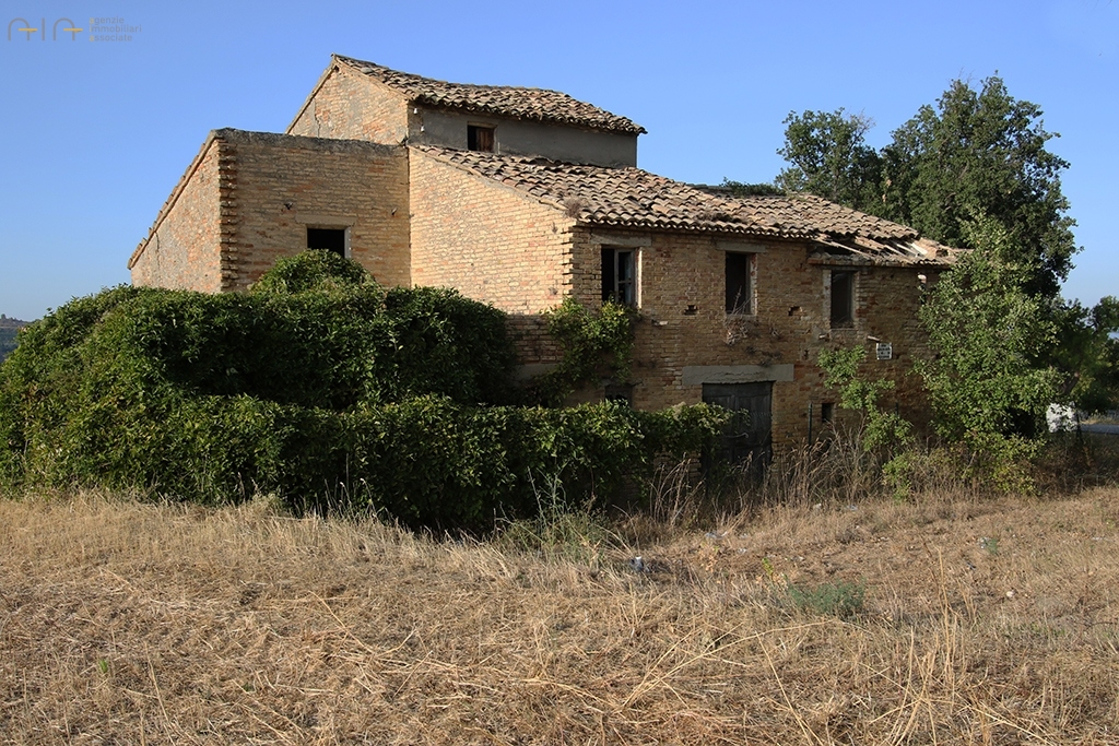 Rustico - Cascina ACQUAVIVA PICENA vendita    La Mer