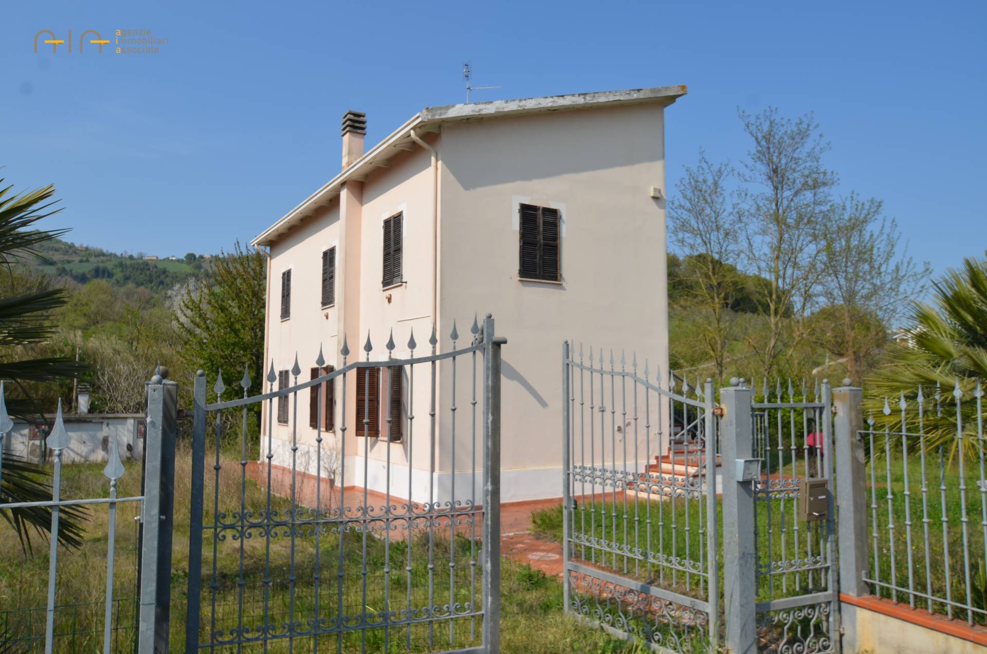 Villa Unifamiliare - Indipendente MONTEFIORE DELL