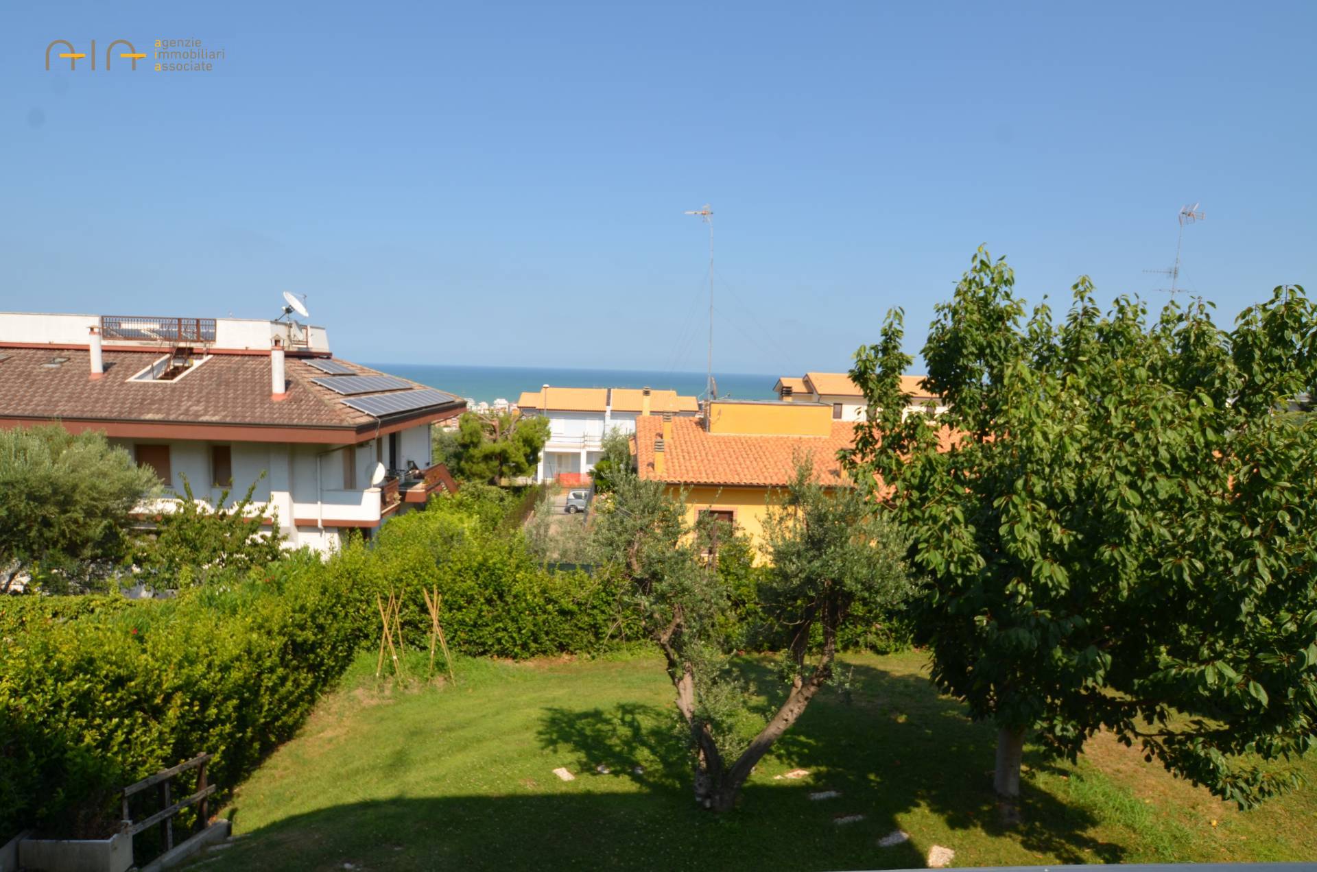 Villa SAN BENEDETTO DEL TRONTO vendita  Residenziale Sud (al di sopra della ss16)  La Mer