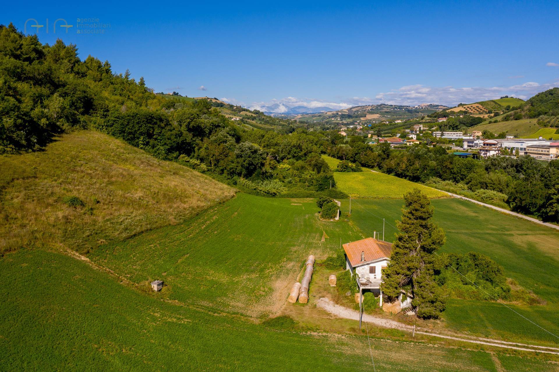 Rustico - Cascina RIPATRANSONE vendita  Val Tesino  Abitare Gruppo Immobiliare