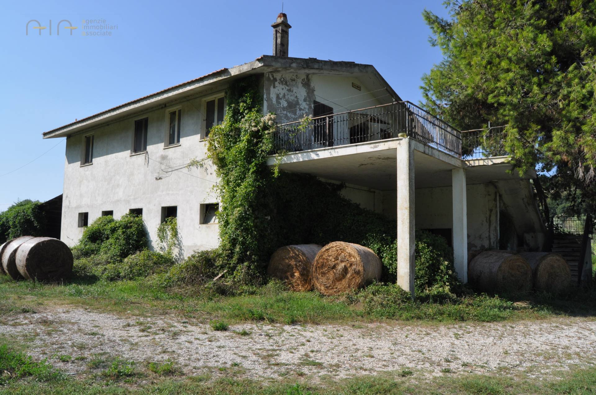 Rustico - Cascina RIPATRANSONE vendita  Val Tesino  Abitare Gruppo Immobiliare