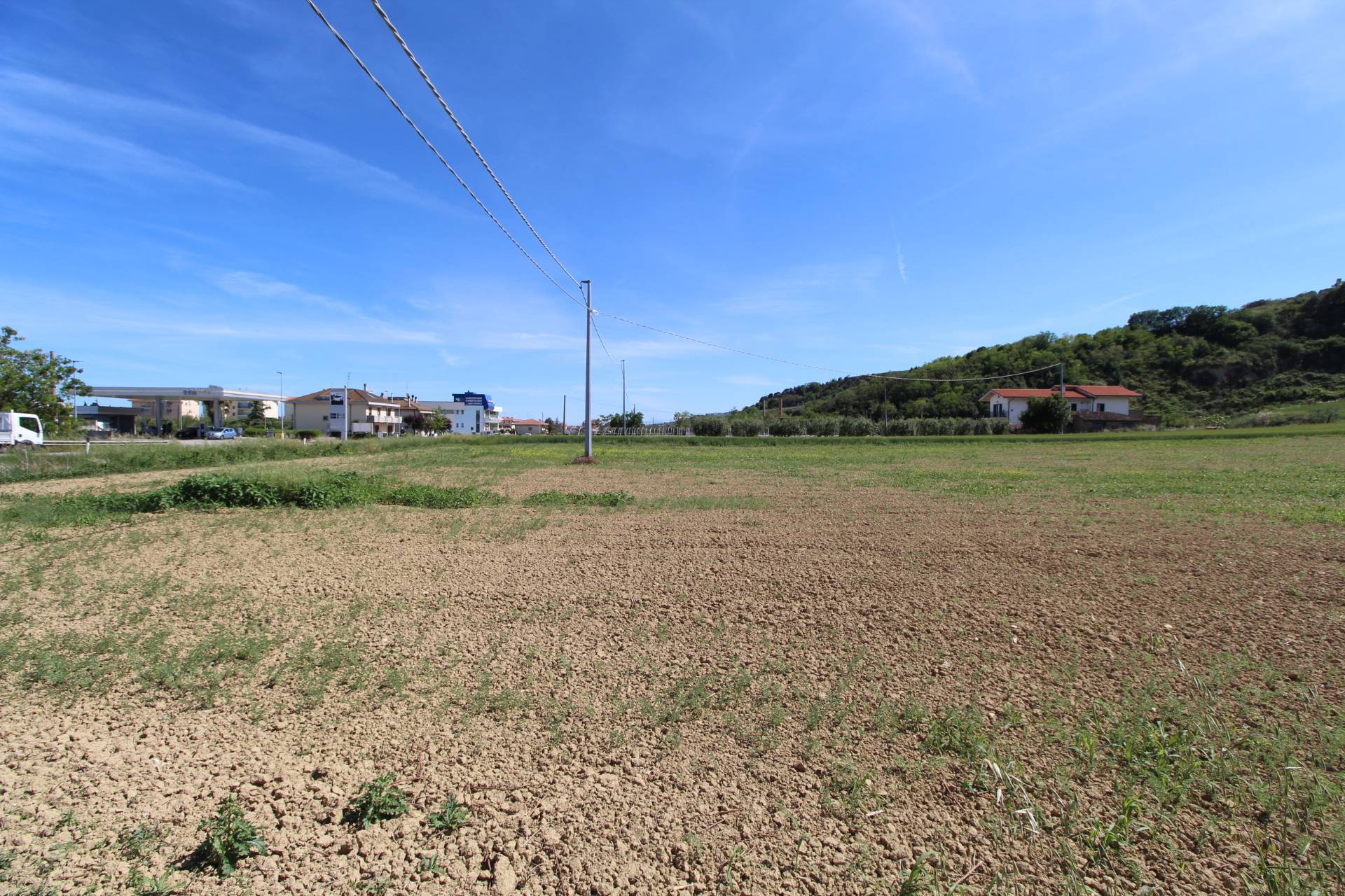 Terreno Agricolo (con / Senza Piccolo Prefabbricato) in Vendita a Martinsicuro... Terreno Agricolo (con / Senza Piccolo Prefabbricato) in Vendita a Martinsicuro...