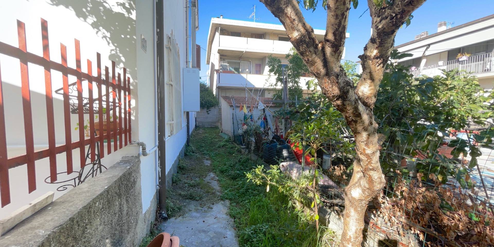 Casa indipendente in vendita a Martinsicuro (TE)