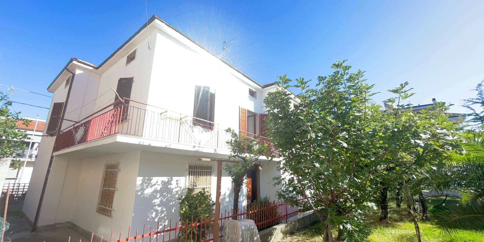 Casa indipendente in vendita a Martinsicuro (TE)