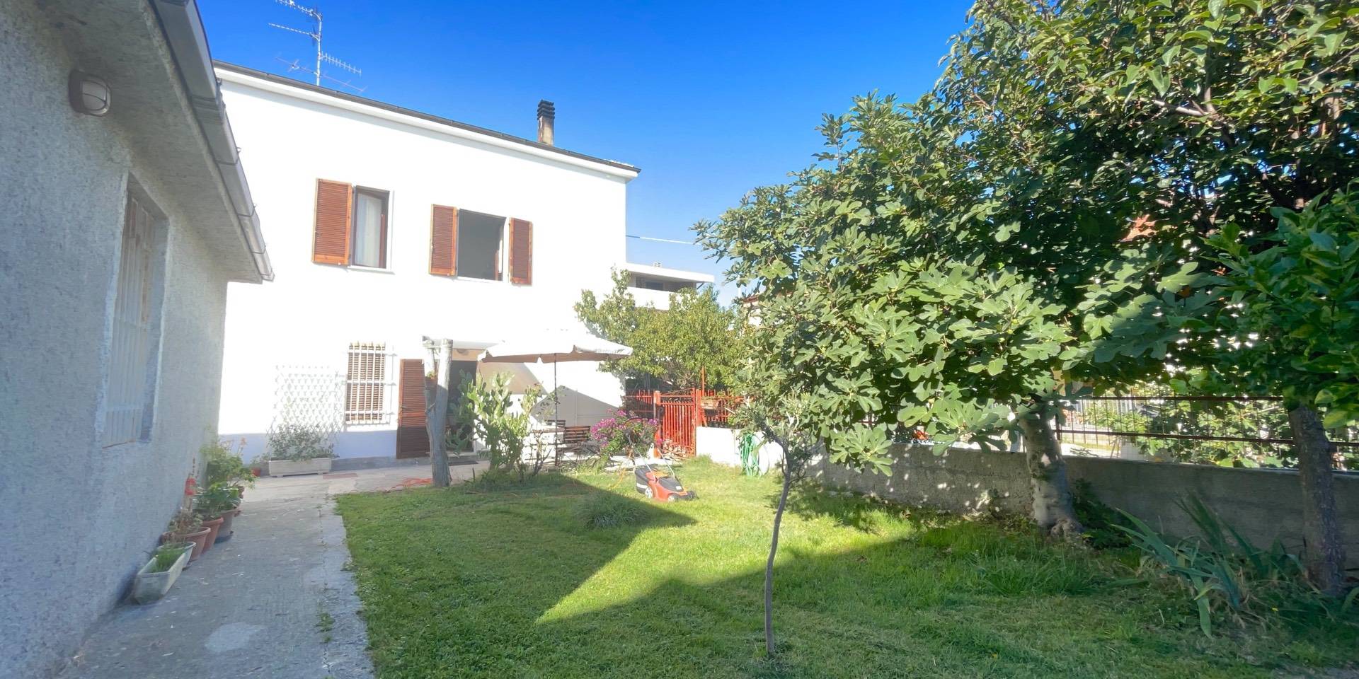 Casa indipendente in vendita a Martinsicuro (TE)