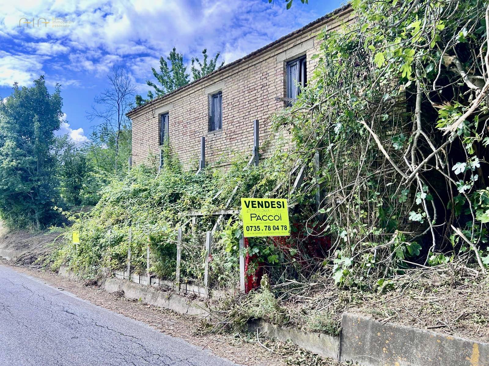 Casale Colonico in vendita a Ripatransone