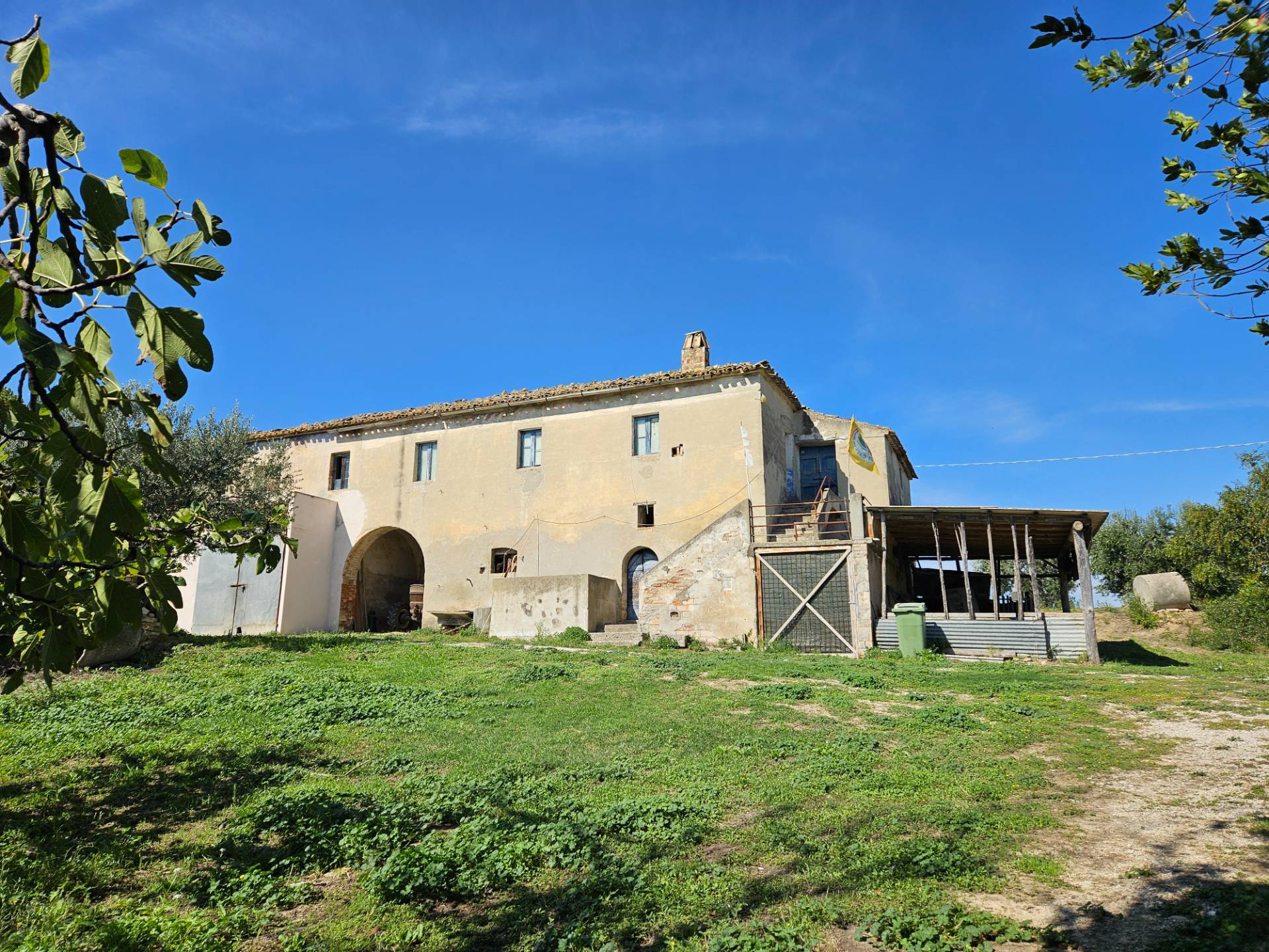 Rustico in vendita a Massignano (AP)