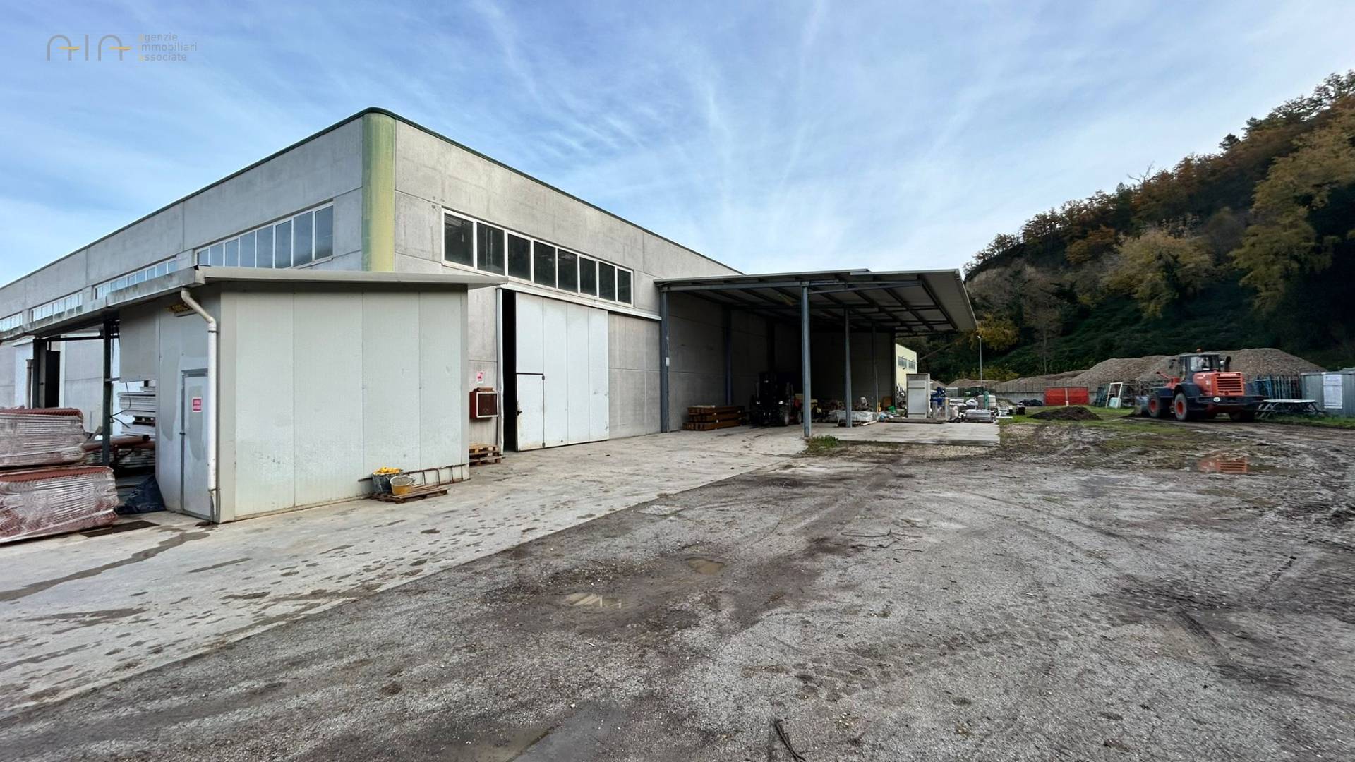 Fondo commerciale in affitto a Ripatransone (AP)