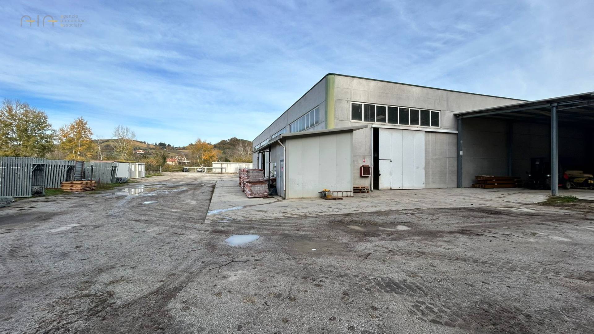 Fondo commerciale in affitto a Ripatransone (AP)