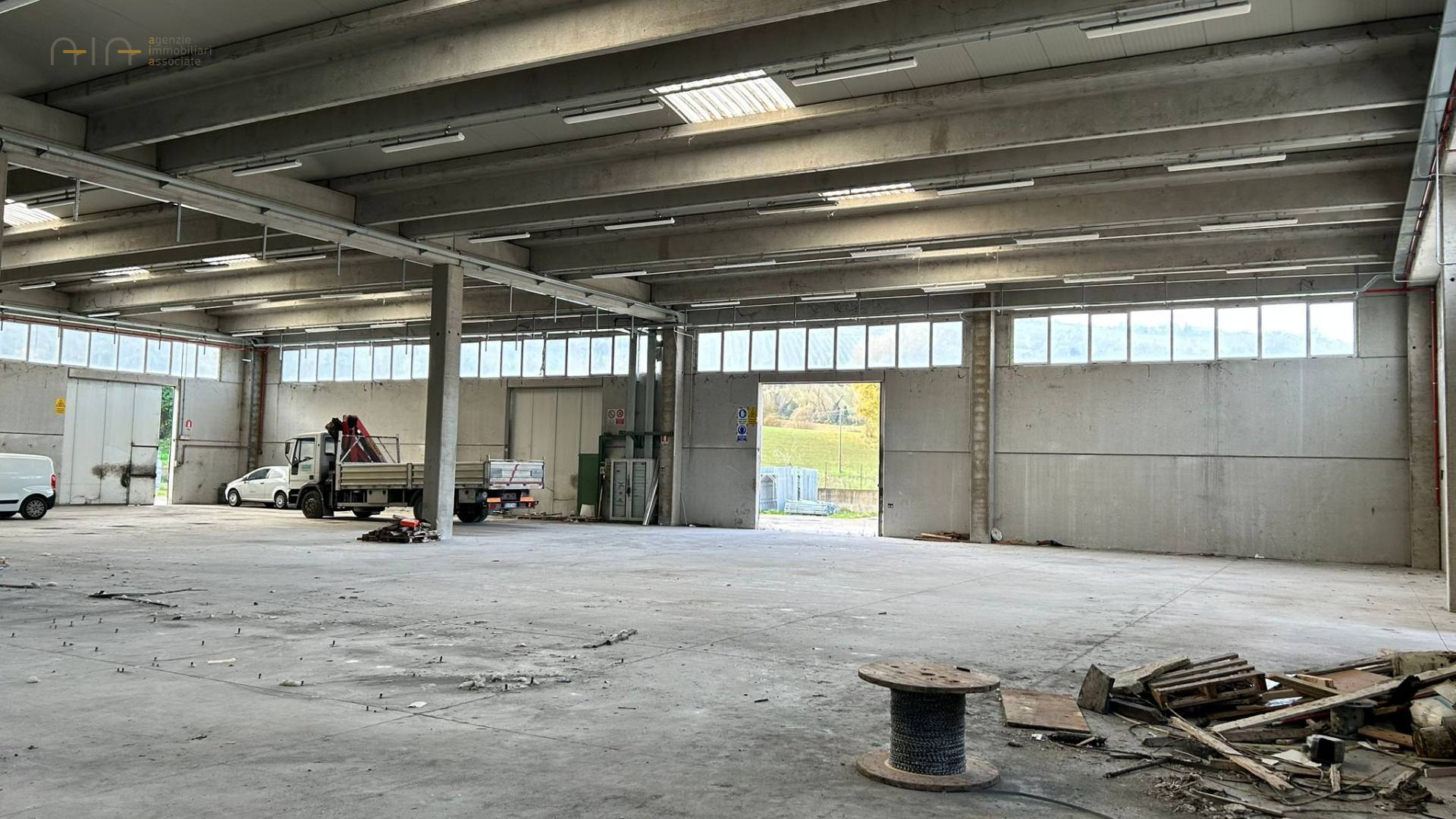 Fondo commerciale in affitto a Ripatransone (AP)