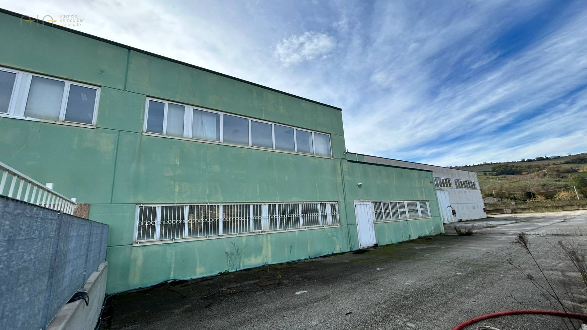 Fondo commerciale in affitto a Ripatransone (AP)