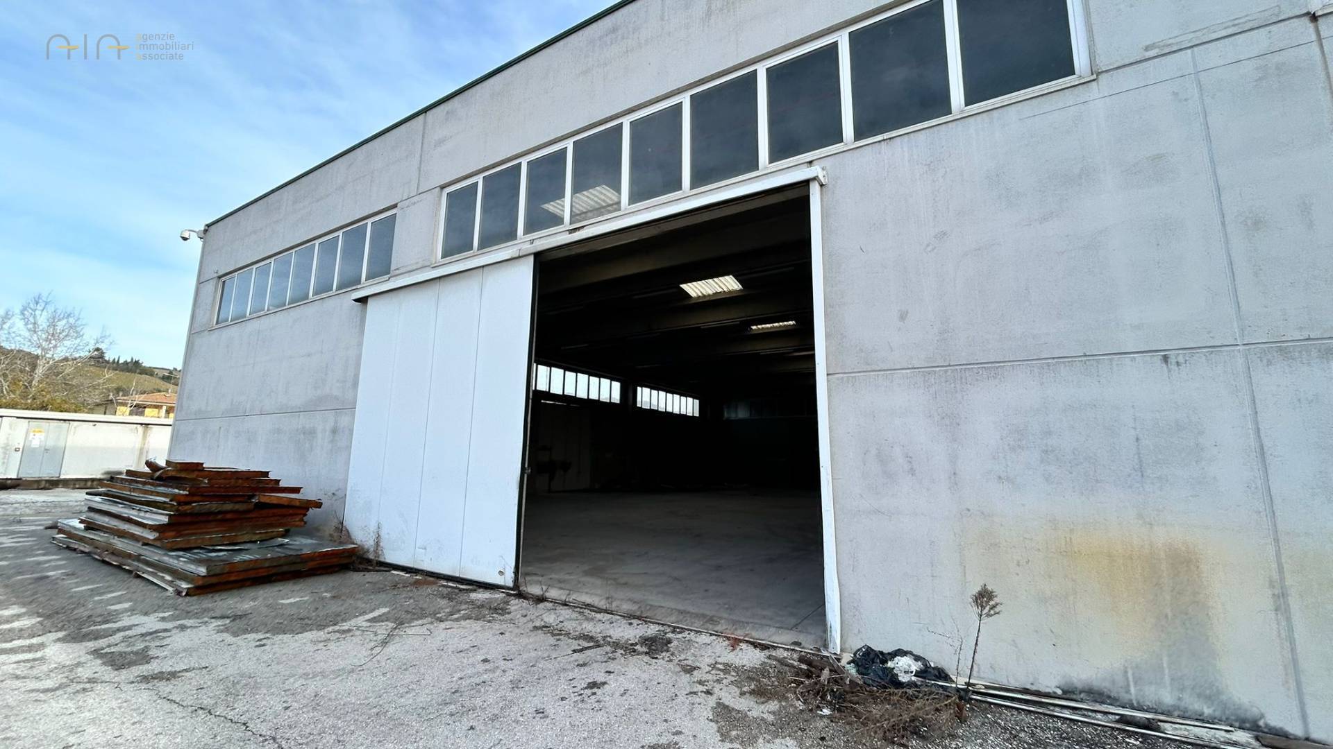 Fondo commerciale in affitto a Ripatransone (AP)