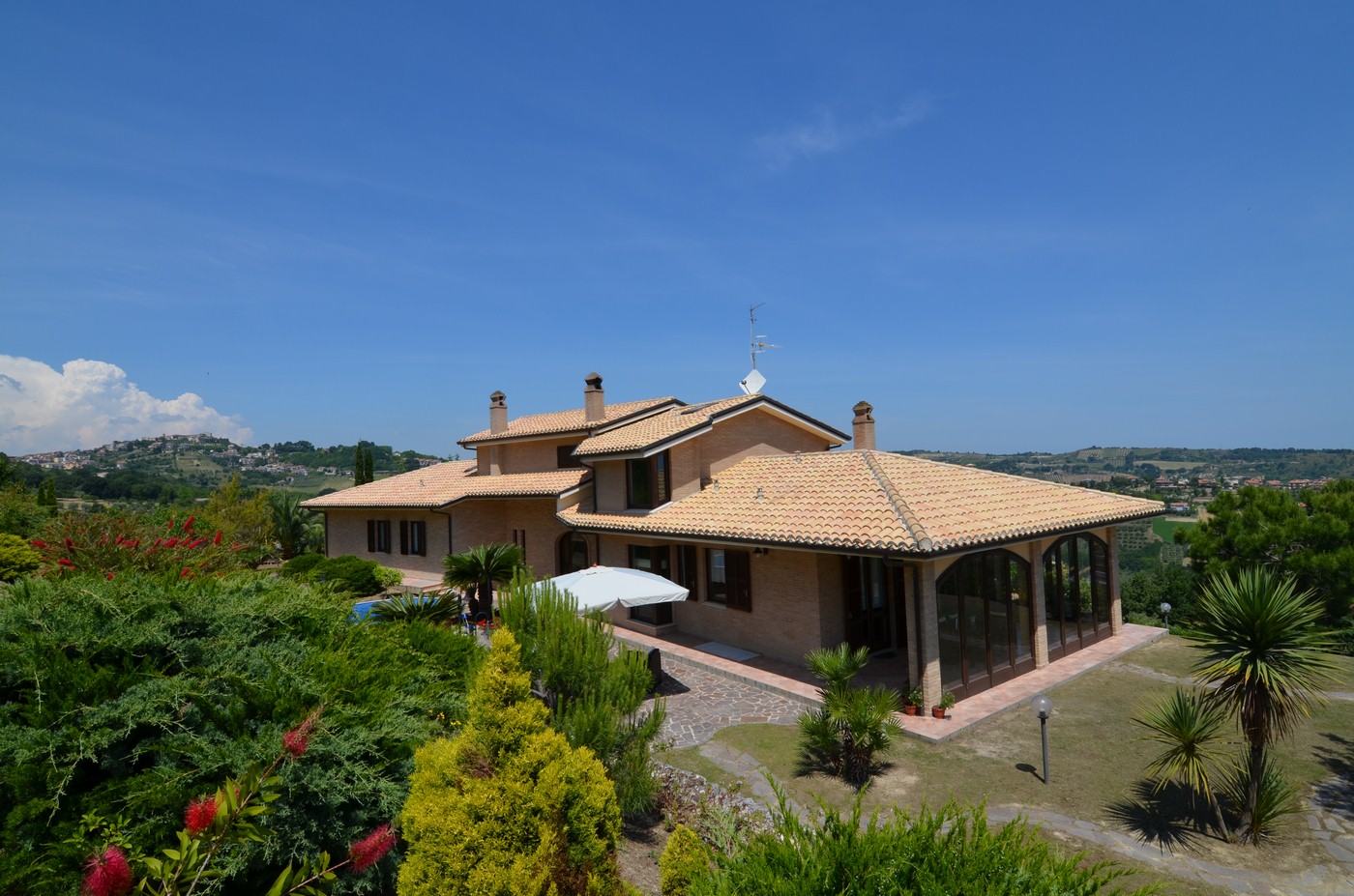 Villa in vendita a Acquaviva Picena (AP)