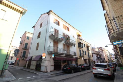 Locale Commerciale in vendita a San Benedetto del Tronto