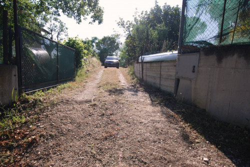 Casale Colonico in vendita a Massignano