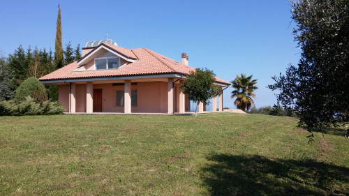 Casa cielo - terra in vendita a Grottammare