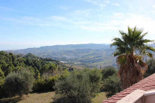 Casa cielo - terra in vendita a Grottammare