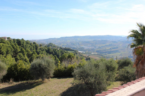 Casa cielo - terra in vendita a Grottammare