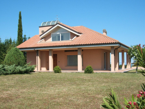 Casa cielo - terra in vendita a Grottammare