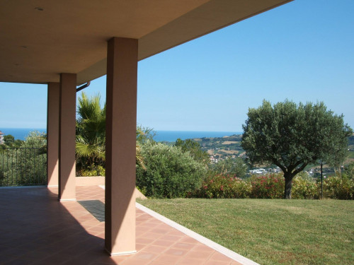 Casa cielo - terra in vendita a Grottammare