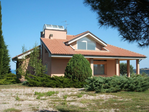 Casa cielo - terra in vendita a Grottammare