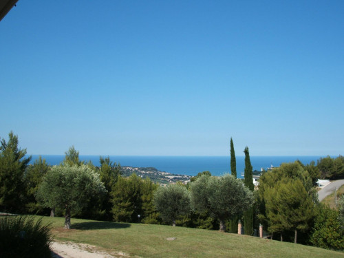 Casa cielo - terra in vendita a Grottammare