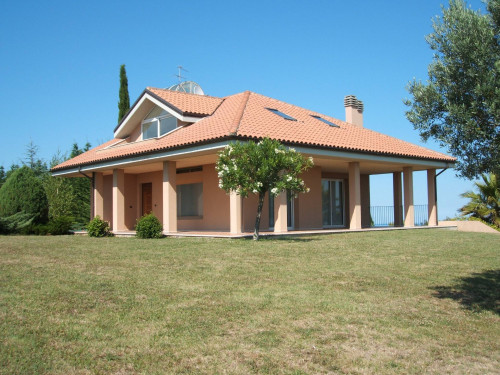 Casa cielo - terra in vendita a Grottammare