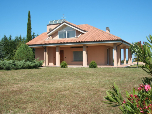 Casa cielo - terra in vendita a Grottammare