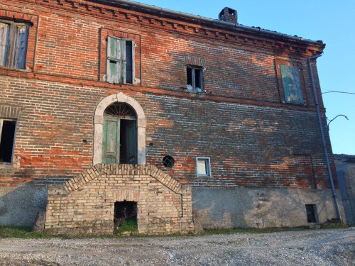 Casa cielo - terra in vendita a Comunanza